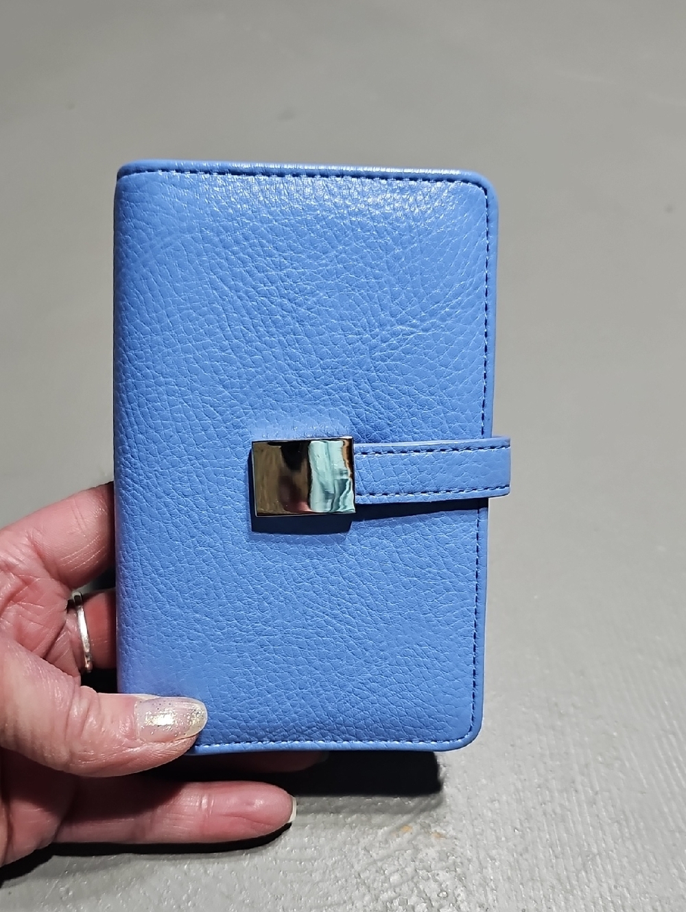 NWOT Safe Keeper Light Blue Leather Tri Fold Wallet & Kisslock Coin Compartment